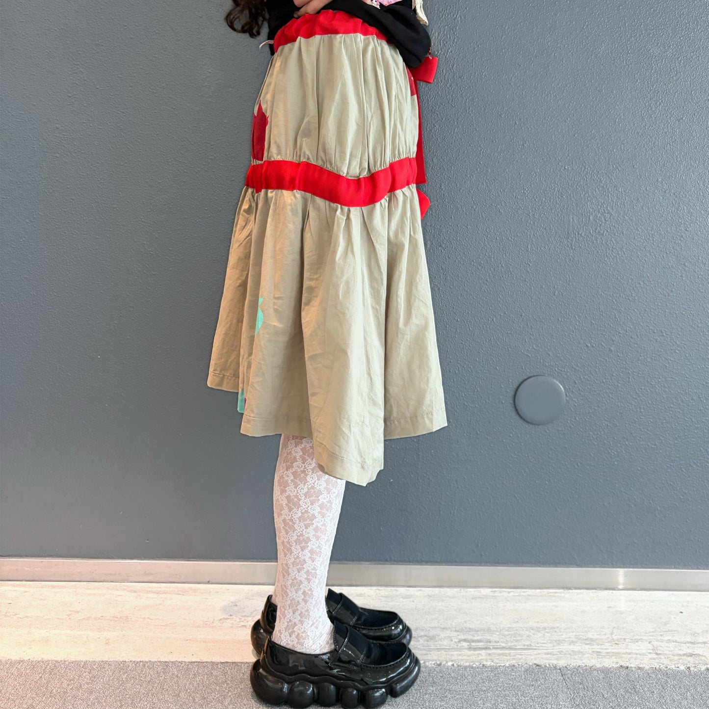 APPLE TIERED DROP WAIST SKIRT / APPLE / リボンティアードスカート