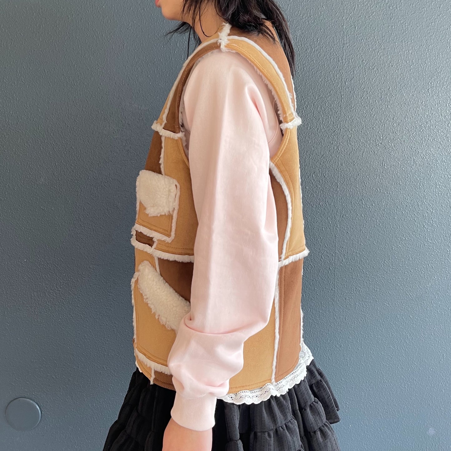 Suki sheepskin vest / Beige / シープスキンベスト