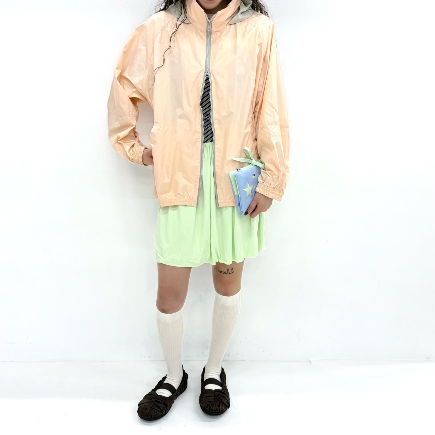[F.E.E.S] color block windbreaker / apricot / ナイロンウィンドブレーカー