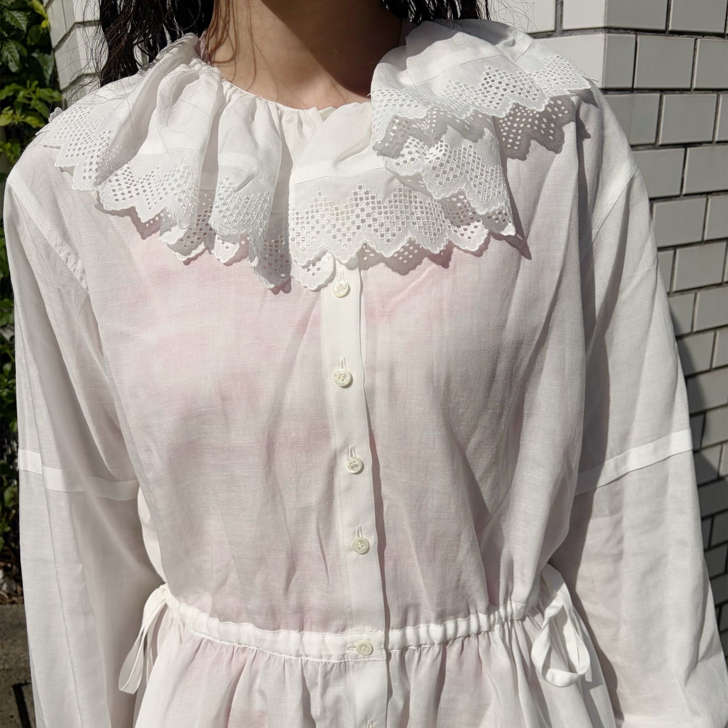 DOMESTIC FRILL BLOUSE / WHITE / フリルブラウス