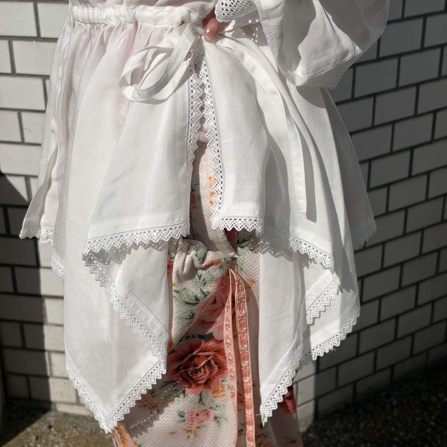 DOMESTIC FRILL BLOUSE / WHITE / フリルブラウス
