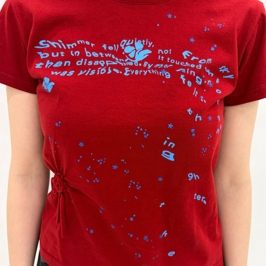 Glittered Spiral Ruched Top / Red / グラフィックプリントTシャツ