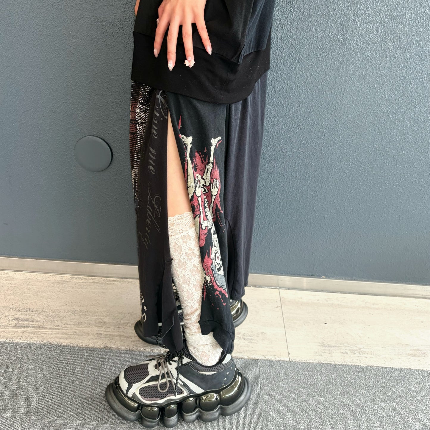RECONSTRUCTED T-SHIRT HOODED DRESS / BLACK / ヴィンテージフードドレス