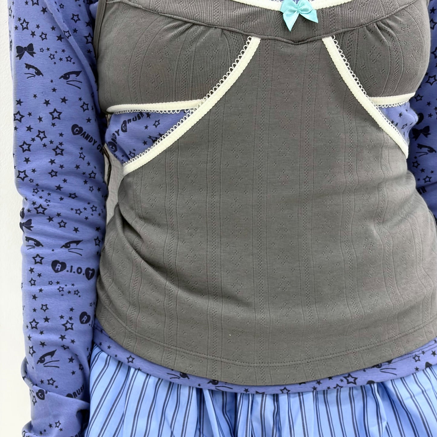 [fa.er.ie] petite chambre camisole / charcoal / カッティングキャミソール