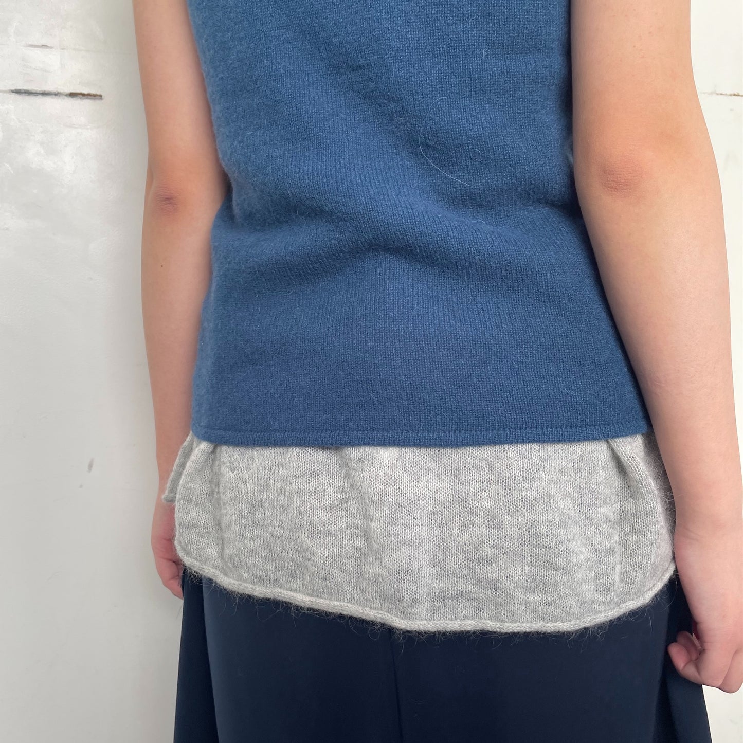 Little girl's tank top / navy with gray / レイヤーニットトップ