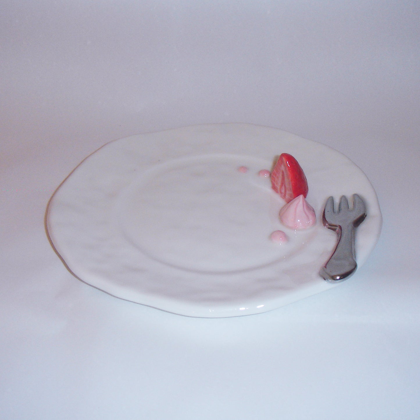 Strawberry cream dish / pink / ストロベリーディッシュ