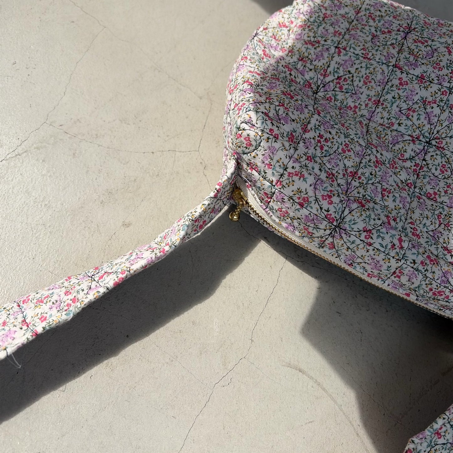 square shoulder bag / Flower / キルティングショルダーバッグ