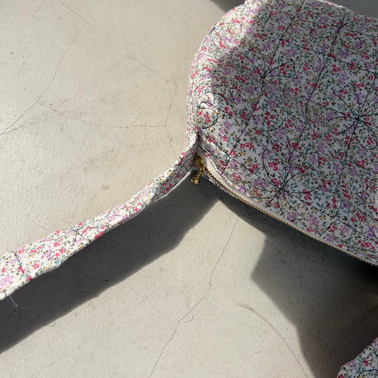 square shoulder bag / Flower / キルティングショルダーバッグ