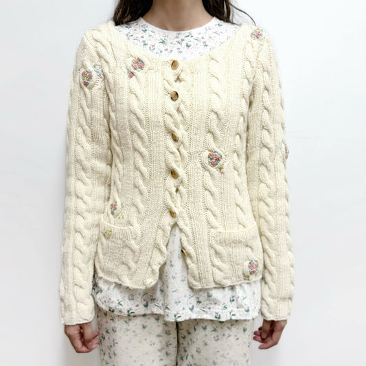 blooming cable cardigan / white / ブルーミングケーブルカーディガン