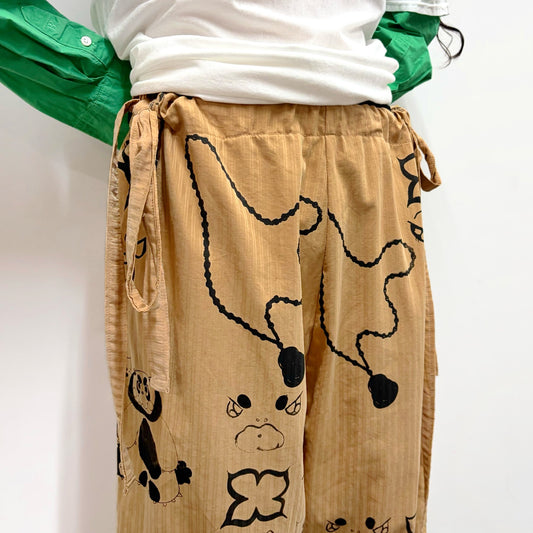 【GATEANDO POR TUS NUBES】NUBES PANTS / BEIGE / プリントパンツ