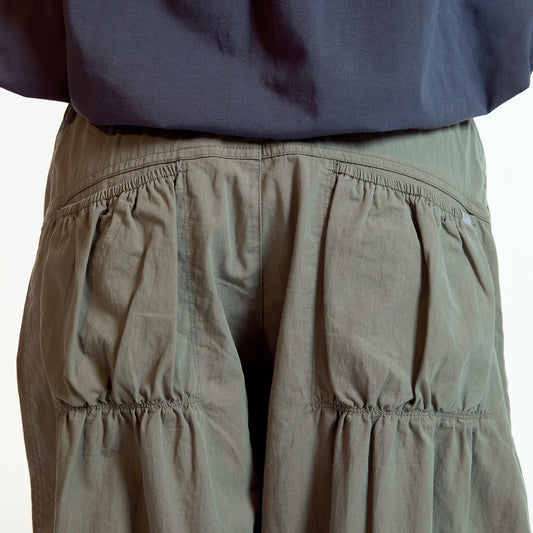 SHIRRING TOBI PANTS / KHAKI / シャーリングパンツ