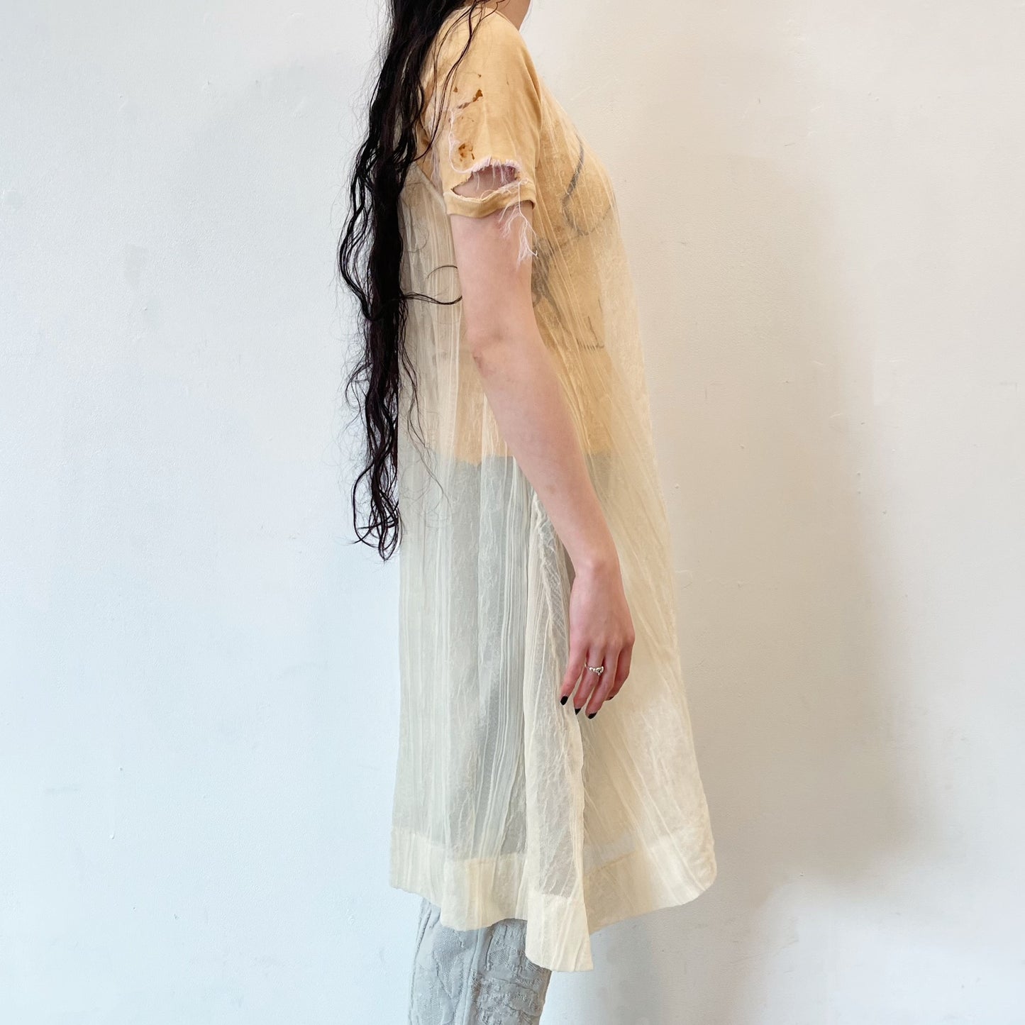 curtains  dress / beige / プリーツシアードレス