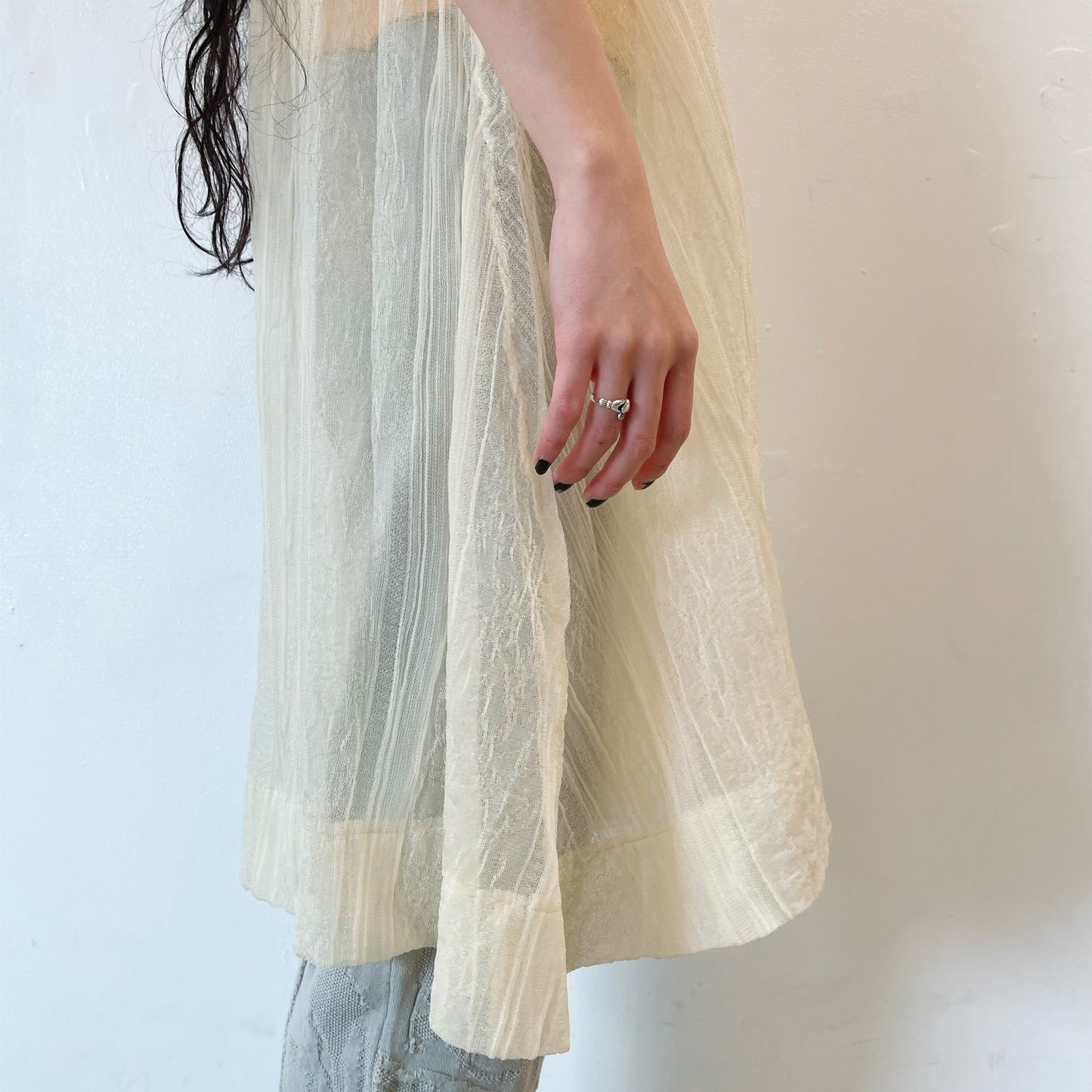 curtains  dress / beige / プリーツシアードレス