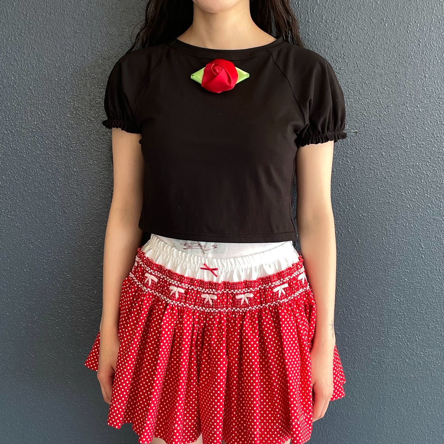 Rose cropped Tee / Black / ローズクロップドTシャツ