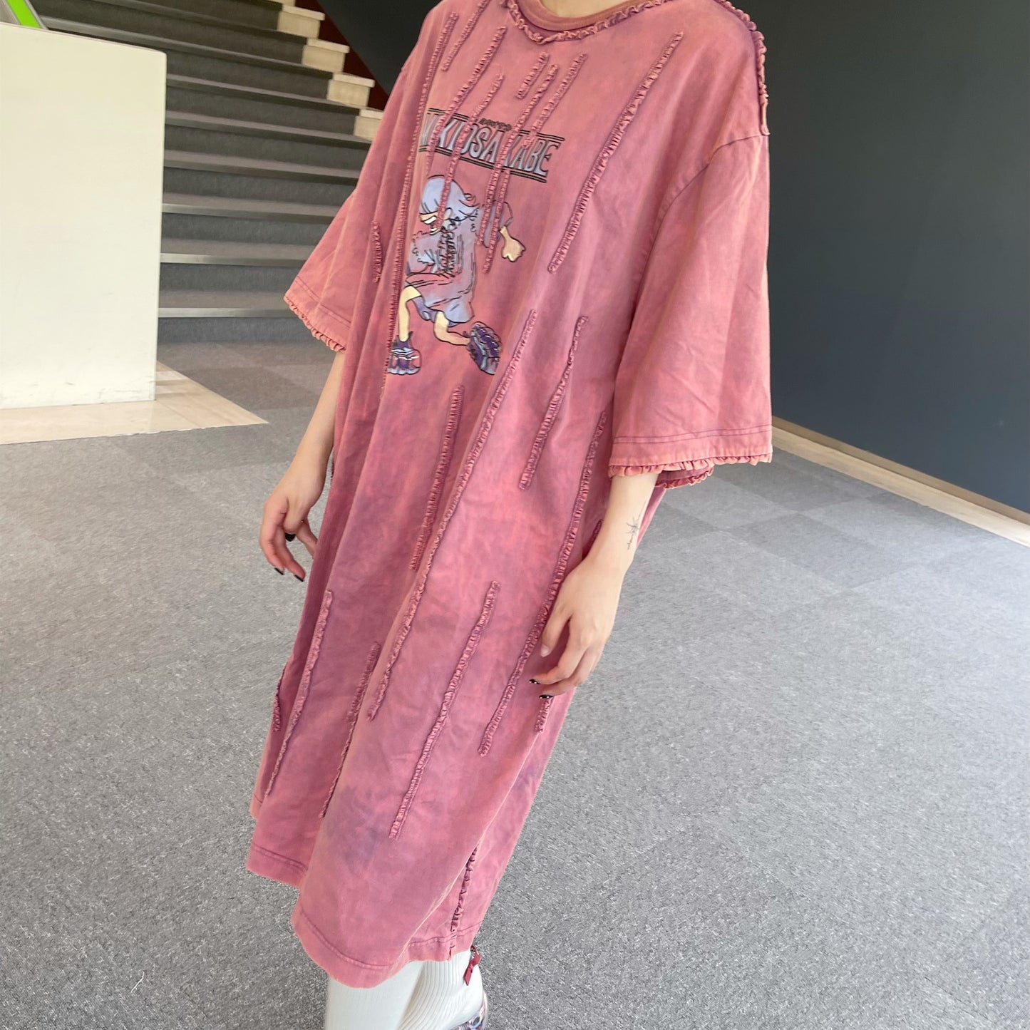 WASHED RUNNER LONG T-SHIRT / PINK / ウォッシュ加工フリルTシャツワンピース