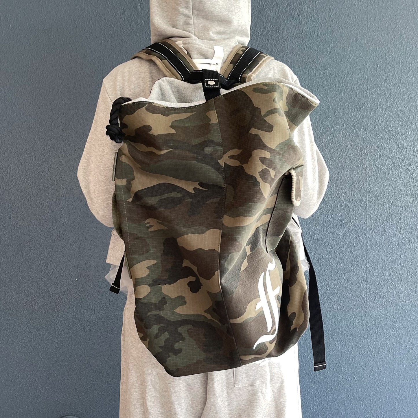 [fa.er.ie] rope loose skater backpack / camo / カモスケーターバックパック