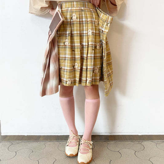 BUG PLEATS SKIRT EMBROIDERY / YELLOW / ドッキングスカート