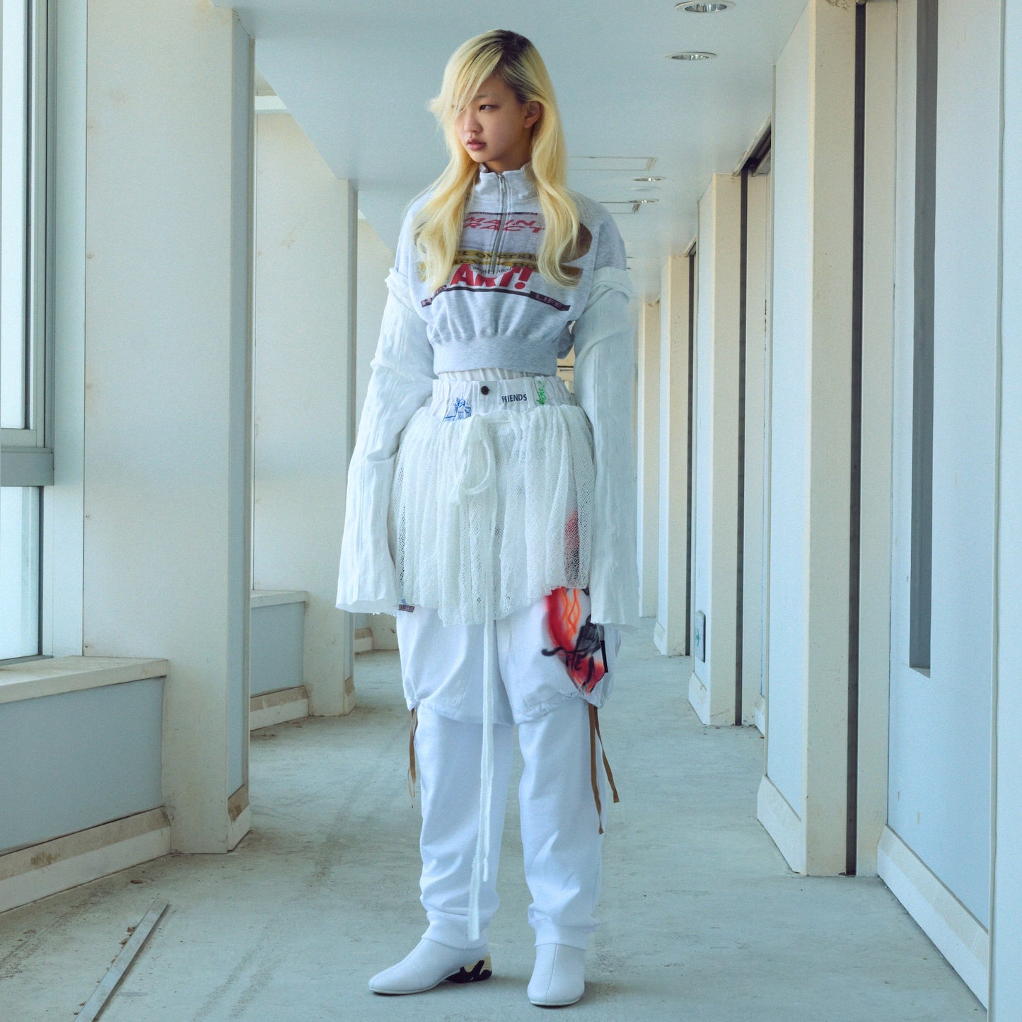 ONE-SIZE-FITS-HUMAN SKIRT / WHITE / メッシュニットスカート