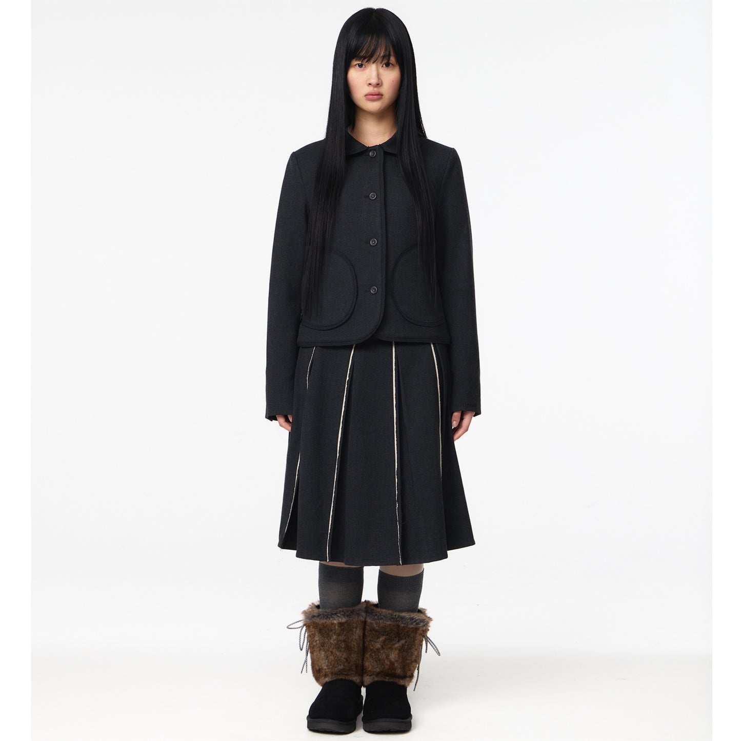 RAW HEM PLEATS SKIRT / CHARCOAL / プリーツスカート