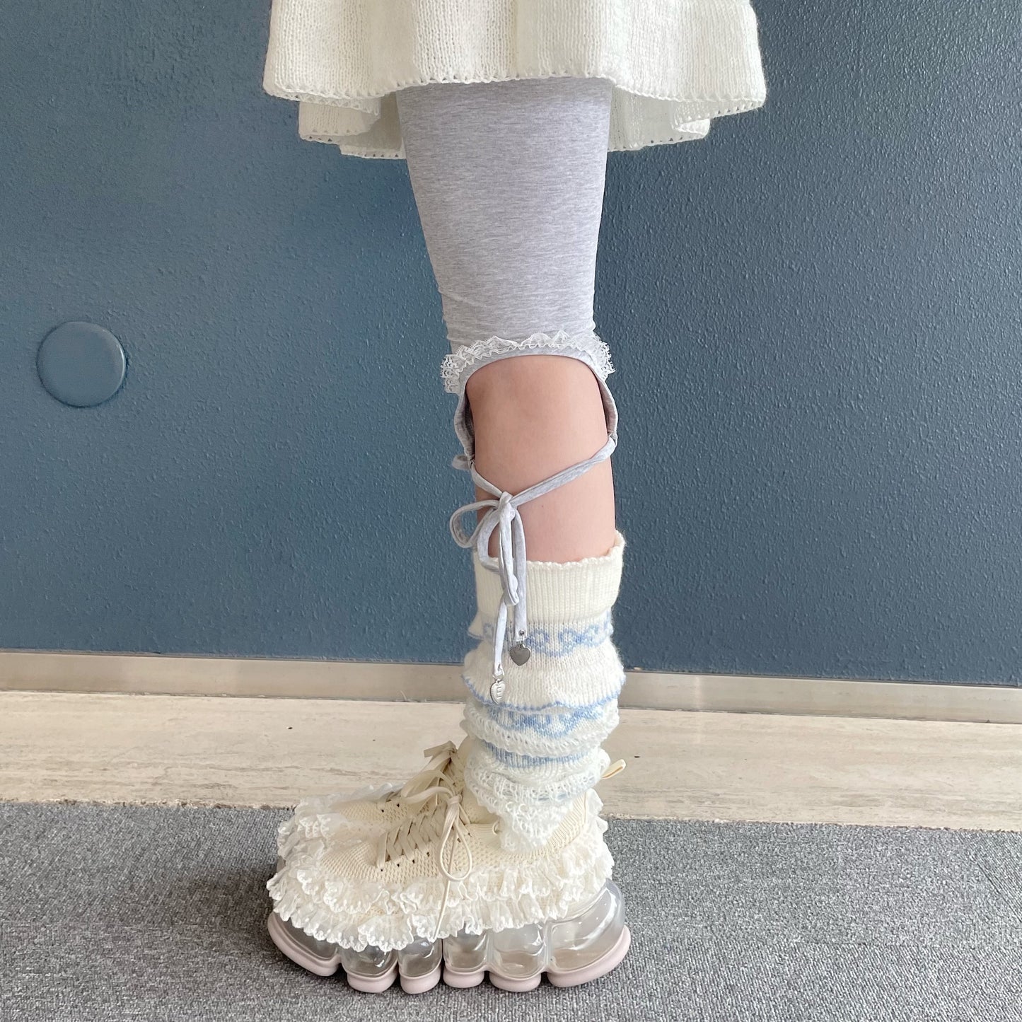 Long leggings / Gray / レーストリミングレギンス