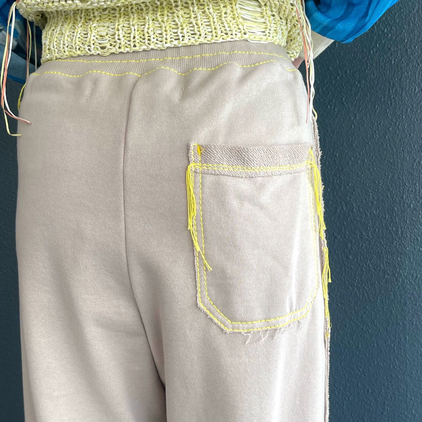 embroidery sweat pants / mocha / 刺繍スウェットパンツ