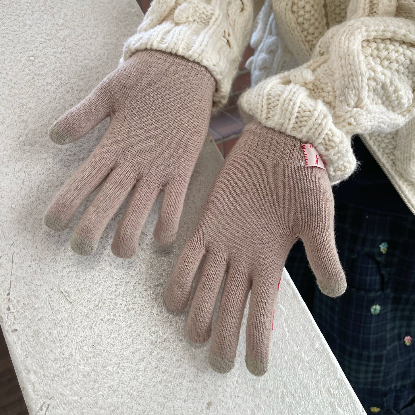 【SHEEP SOUVENIR】sheep vs winter knit glove / beige / 手袋