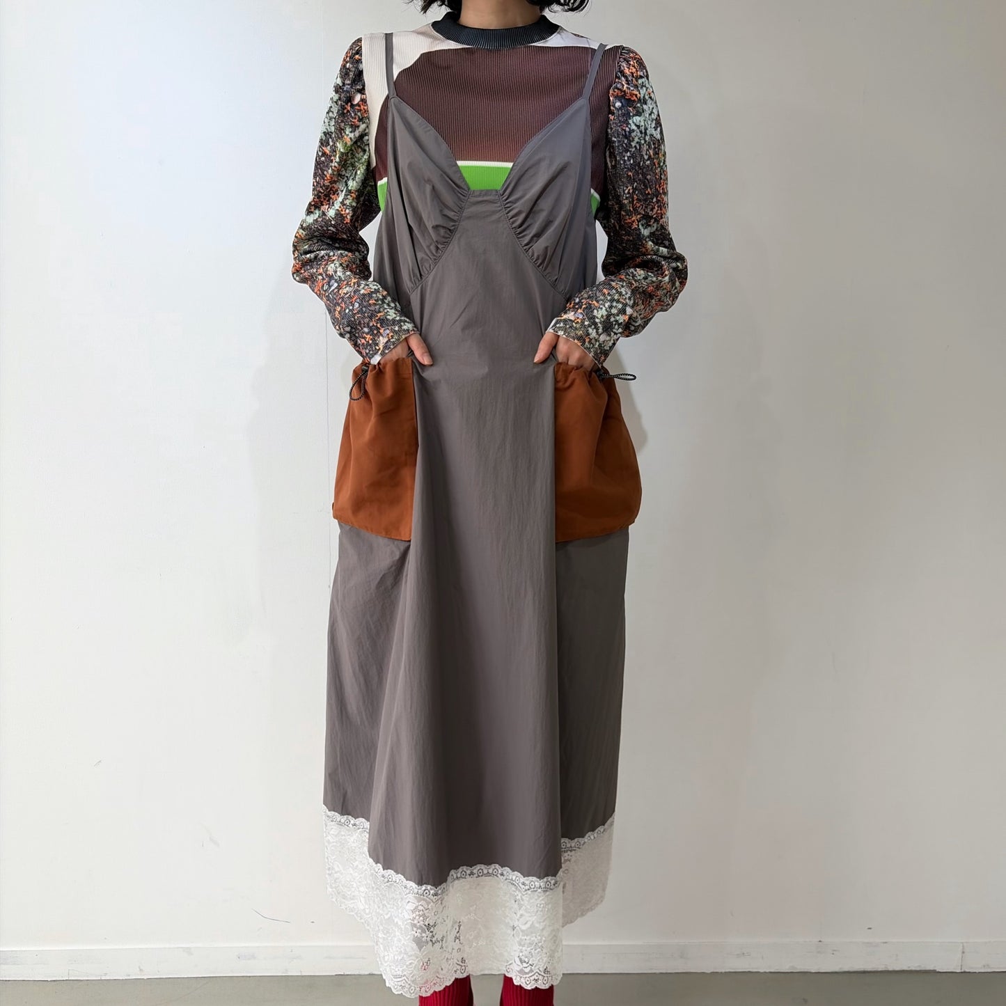 LACE GIMMICK ONE-PIECE / GRAY / レースギミックワンピース