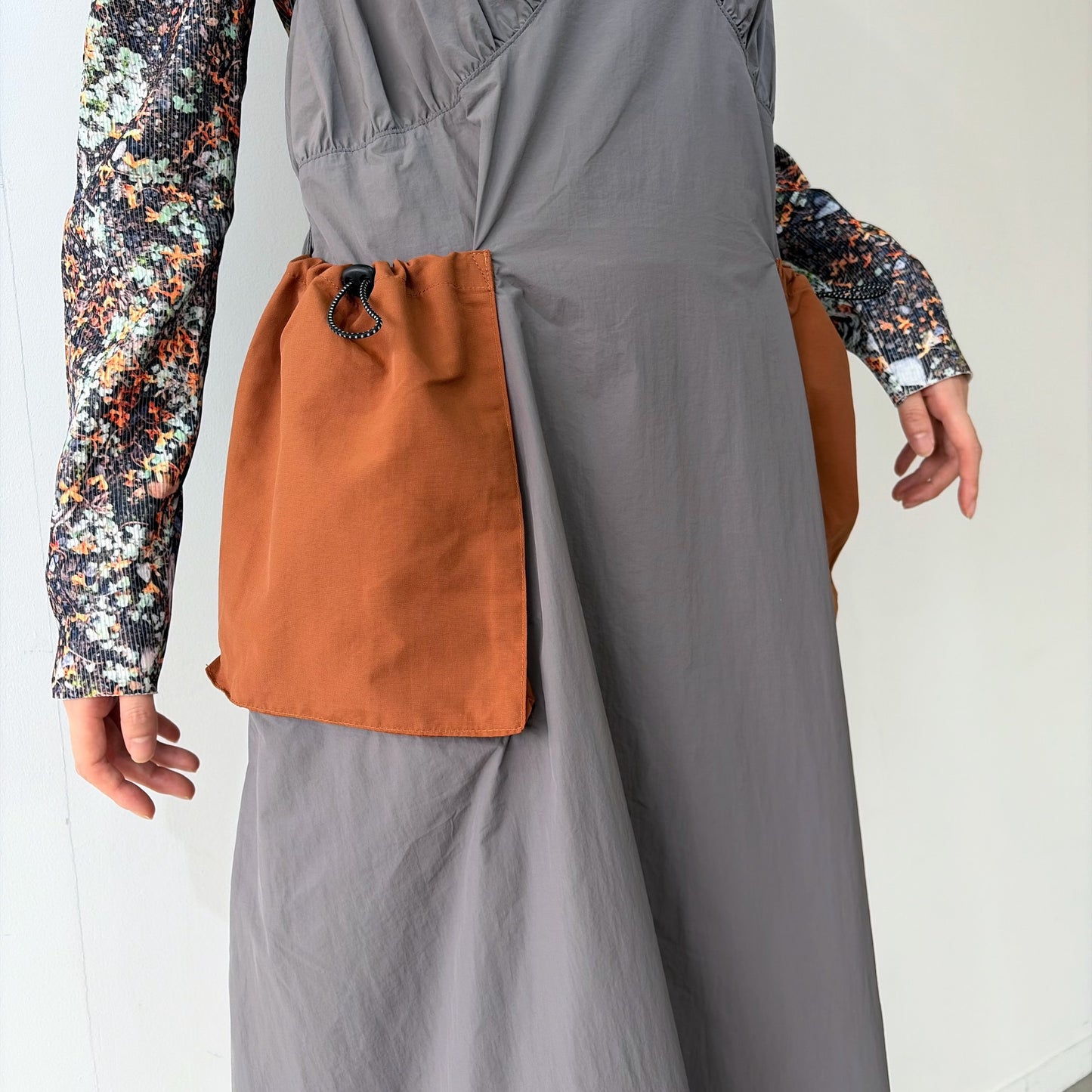 LACE GIMMICK ONE-PIECE / GRAY / レースギミックワンピース