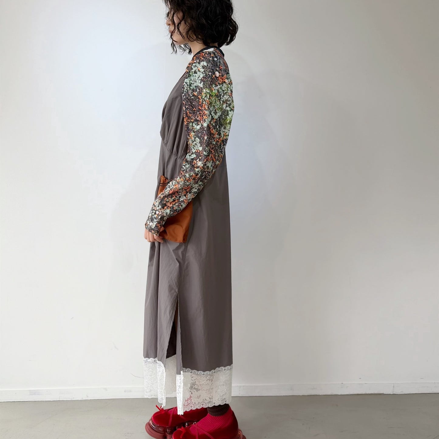 LACE GIMMICK ONE-PIECE / GRAY / レースギミックワンピース