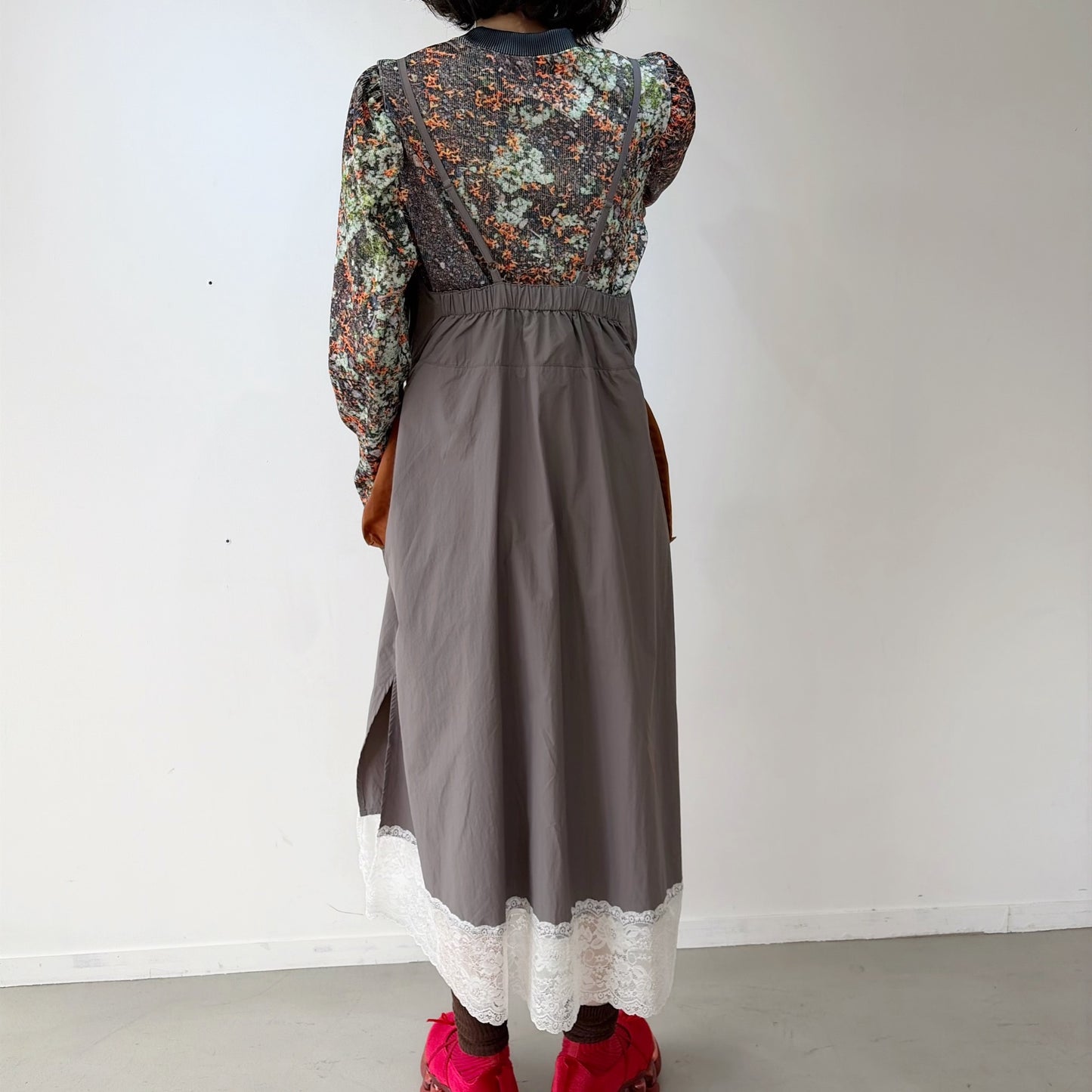 LACE GIMMICK ONE-PIECE / GRAY / レースギミックワンピース