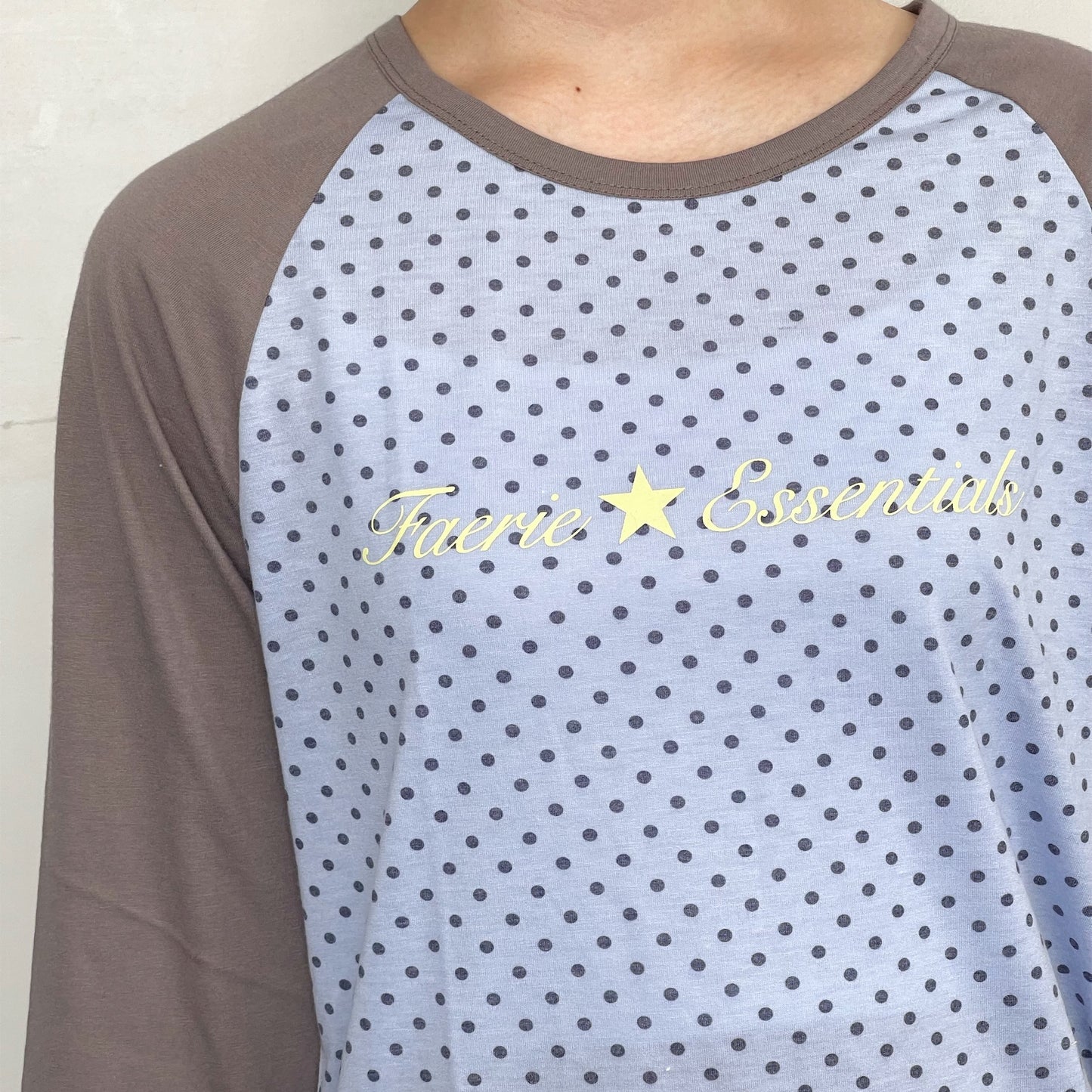 [F.E.E.S] dot raglan sleeve top / blue / ラグランスリーブドットトップ