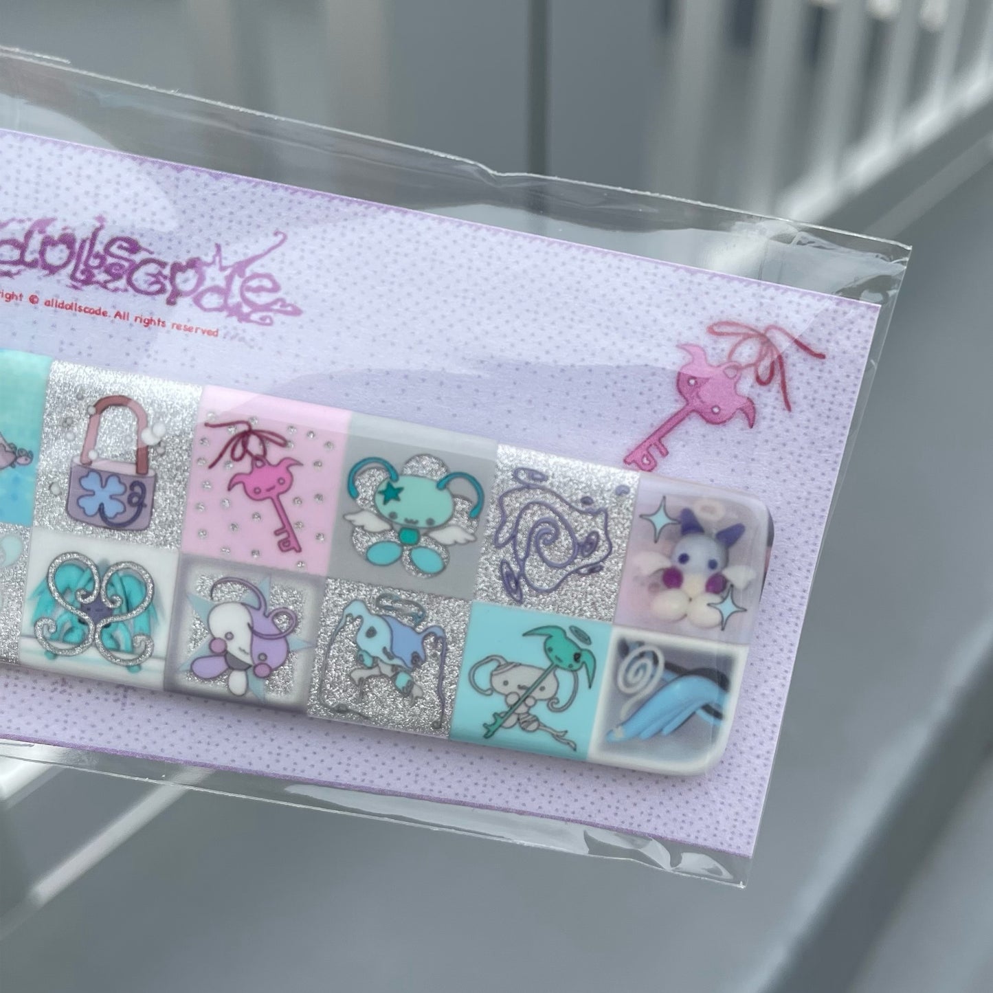 【alldollscode】badge （rectangle/ silver glitter / バッジ