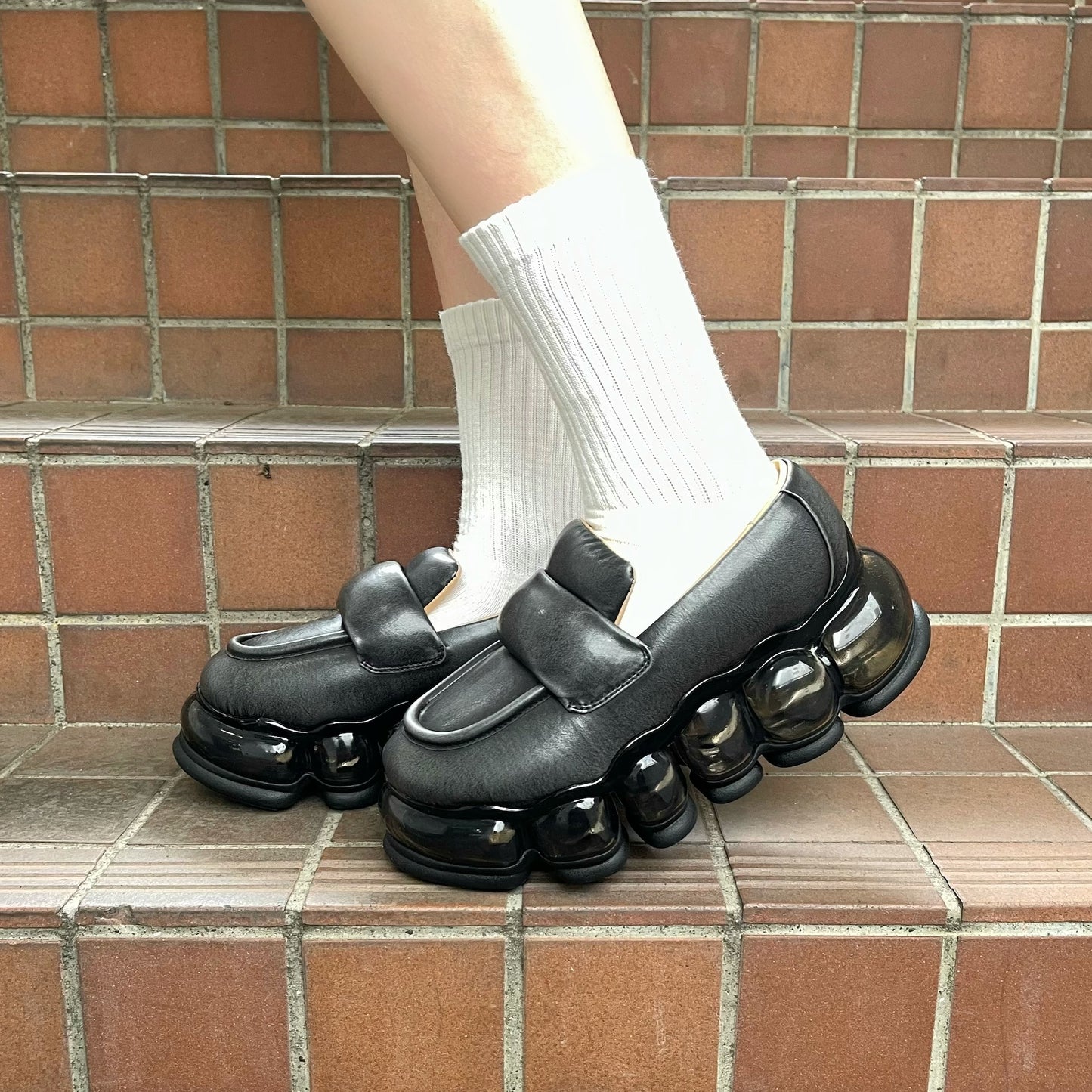 NEW JEWELRY PUFF LOAFER / BLACK / パフローファー