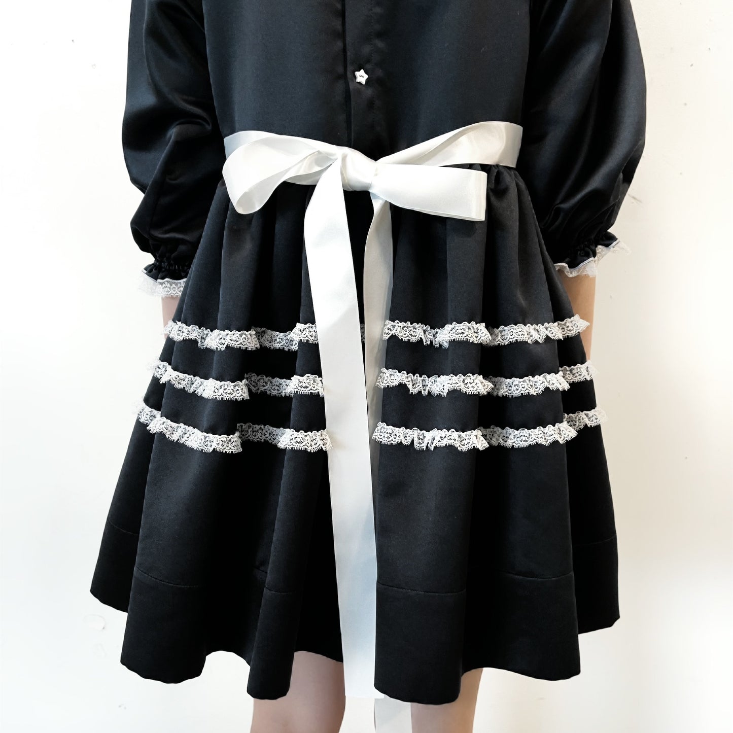 Dolly satin lace dress / Black / ドーリーサテンレースドレス