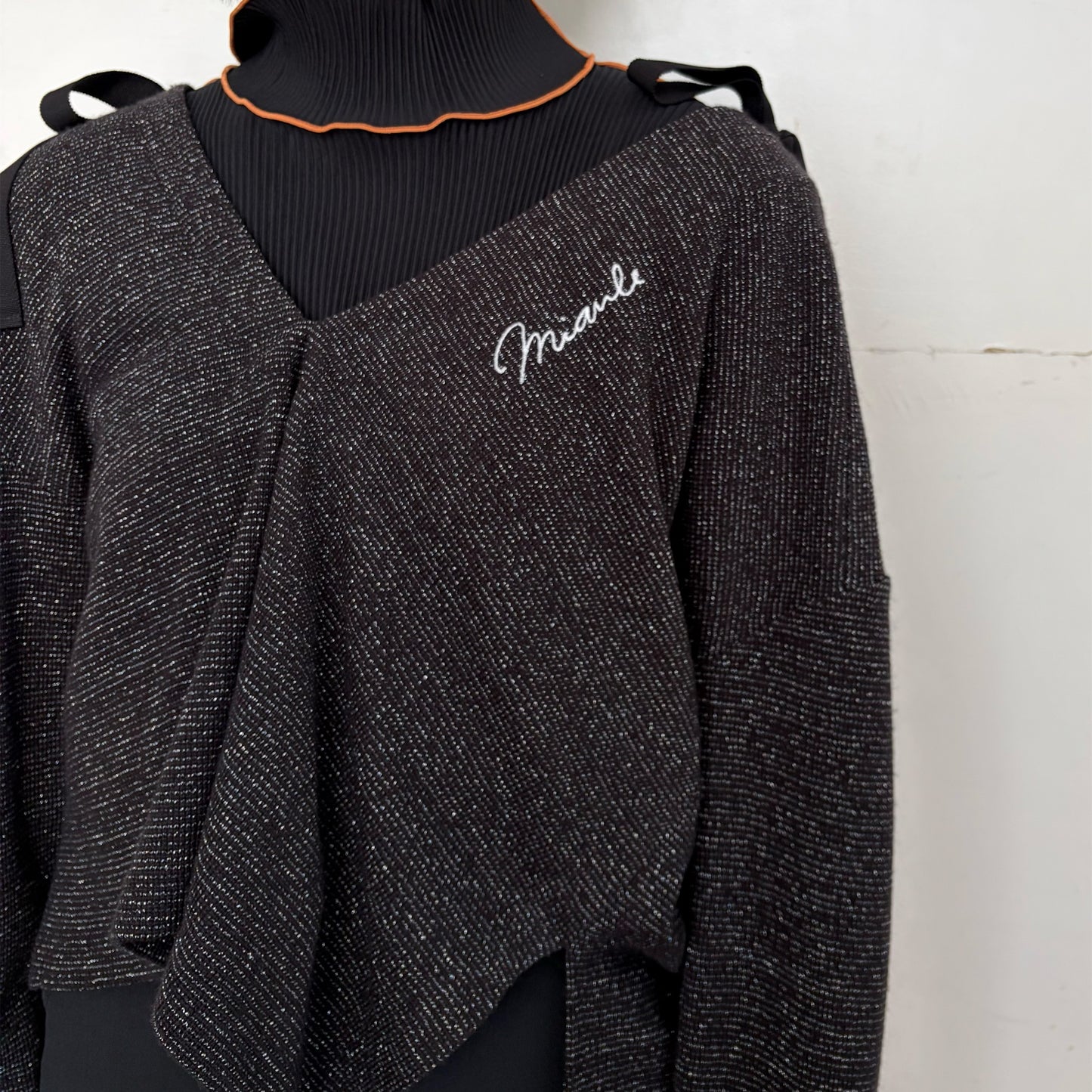 Asymmetry Lame Knit / Black / アシンメトリーラメニット