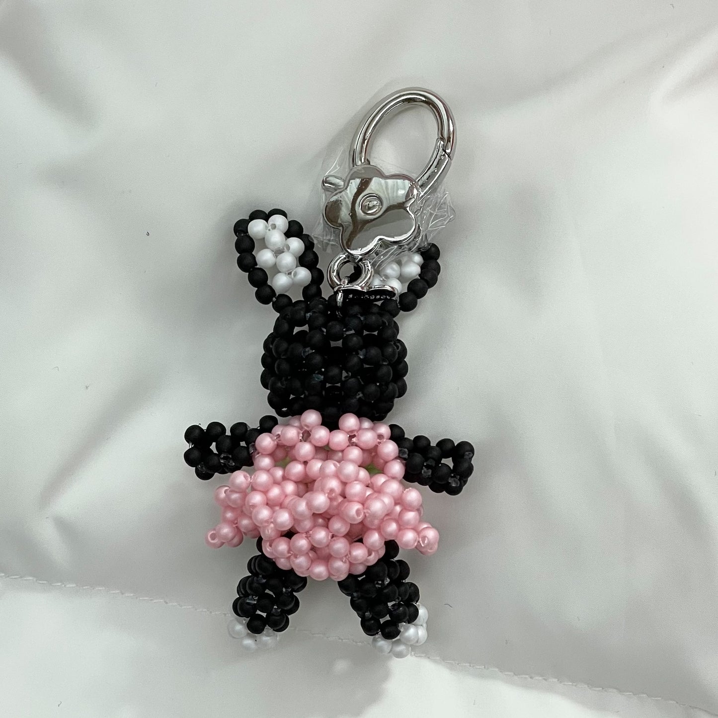 Snuddle Bunny Key Ring / Black / うさぎのビーズキーリング