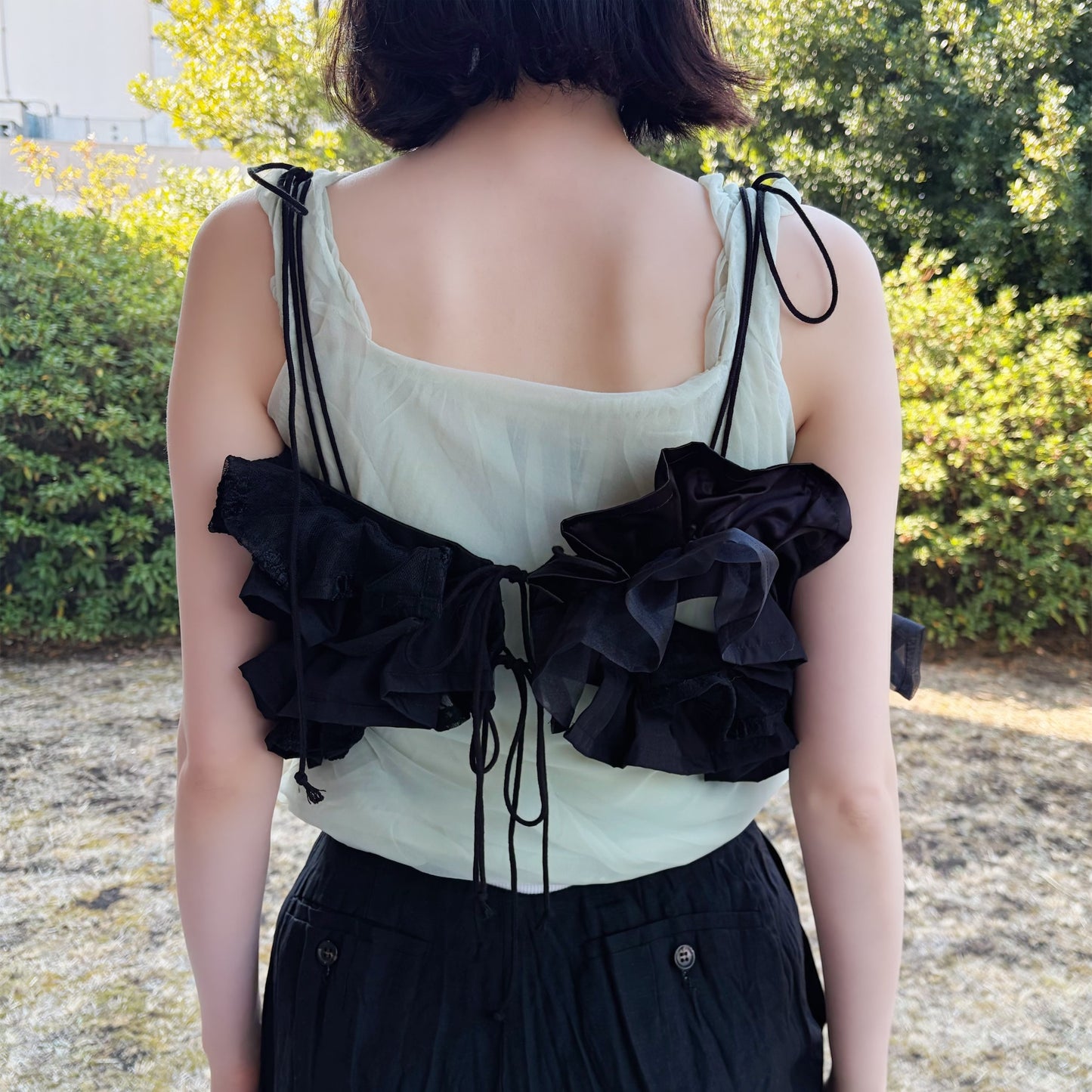 Frill Top / Black / フリルトップ