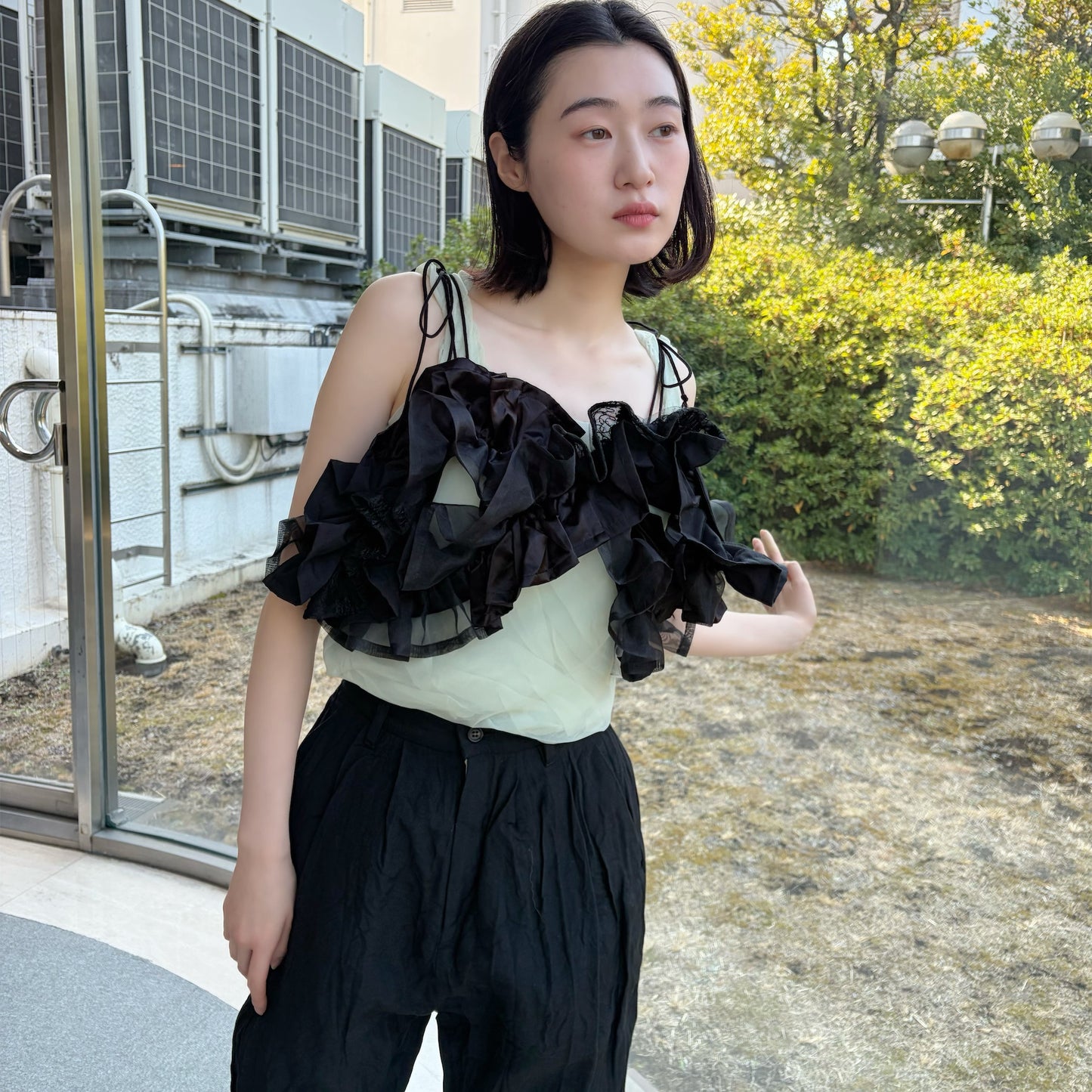 Frill Top / Black / フリルトップ