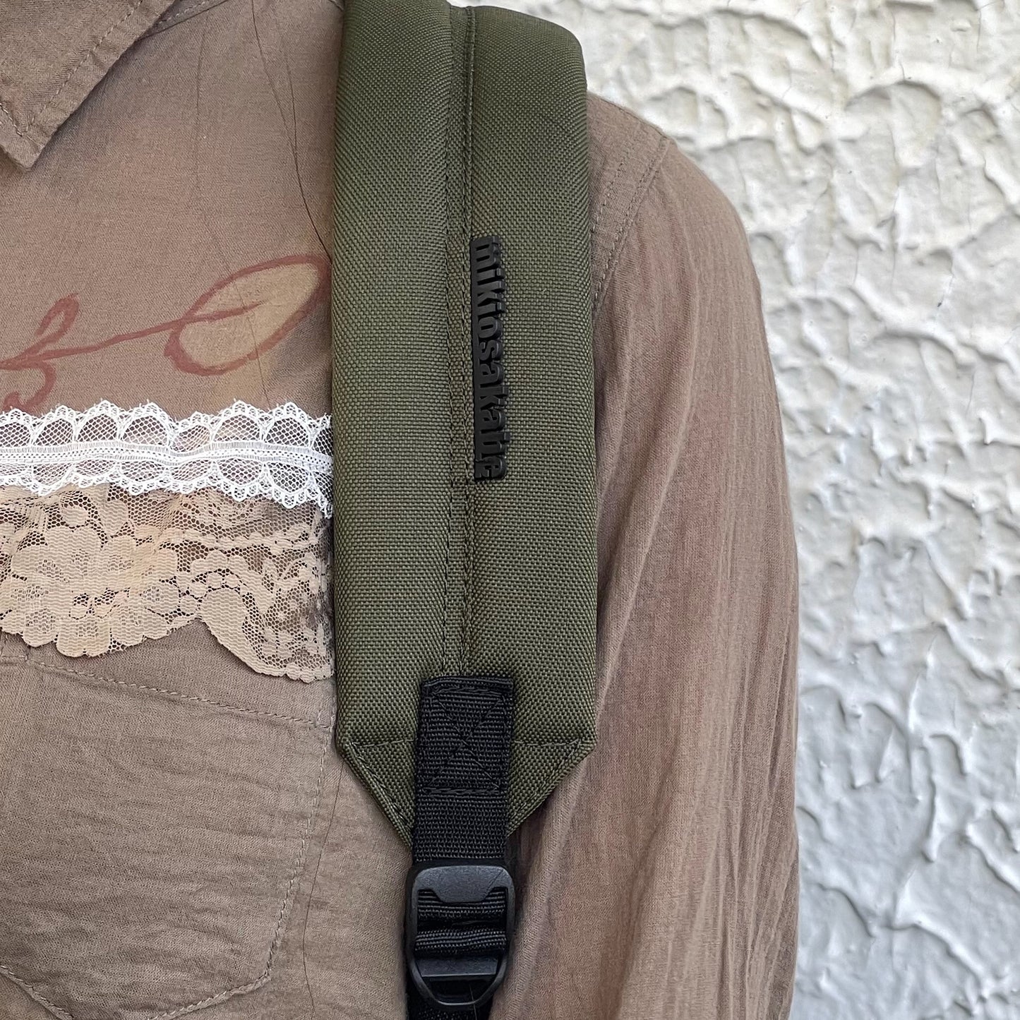 TWISTED BACK PACK / KHAKI / ツイストバックパック