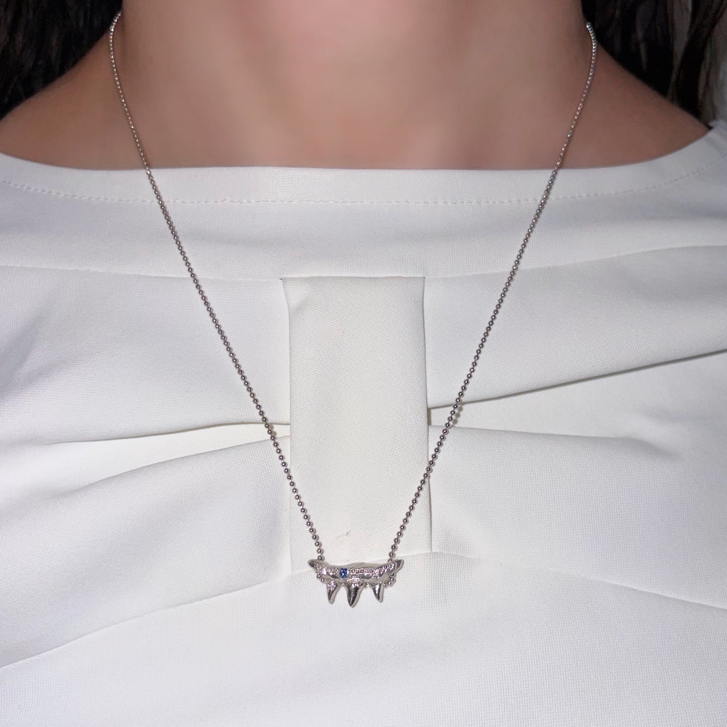 fang necklace / zirconia / 牙ネックレス