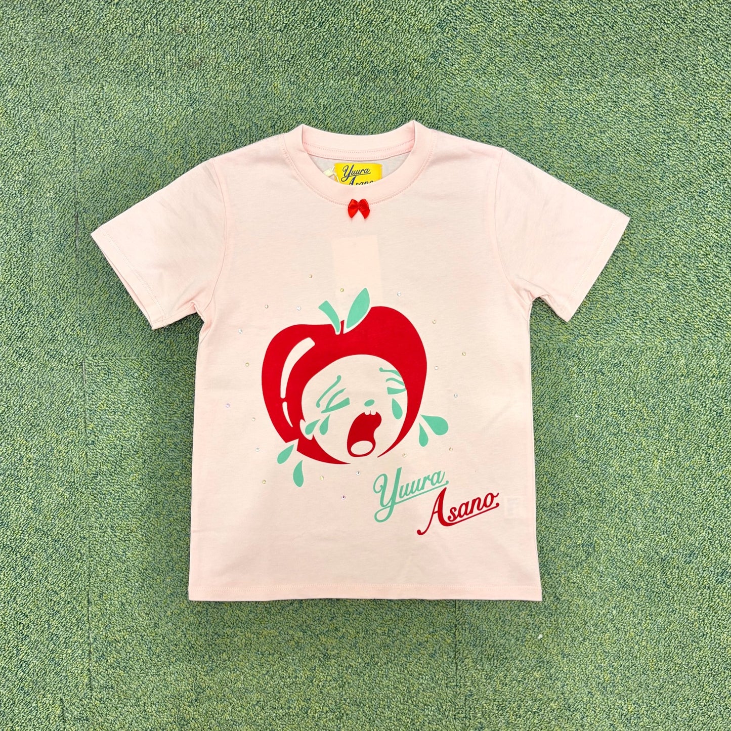 KIRAKIRA Ribbon Ringo Tshirt / Baby Pink / グラフィックプリントTシャツ