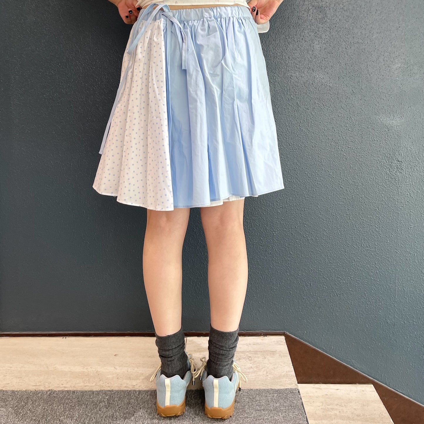 [F.E.E.S] half pattern cotton skirt / blue / ハーフパターンコットンスカート