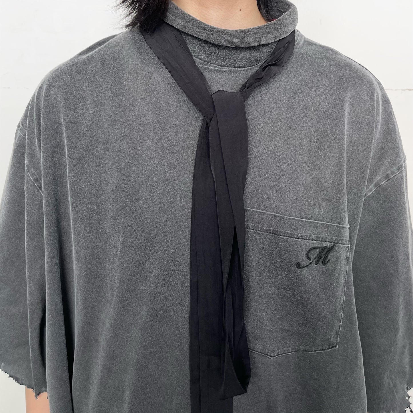 TIE NECK T-SHIRT / BLACK / タイTシャツ