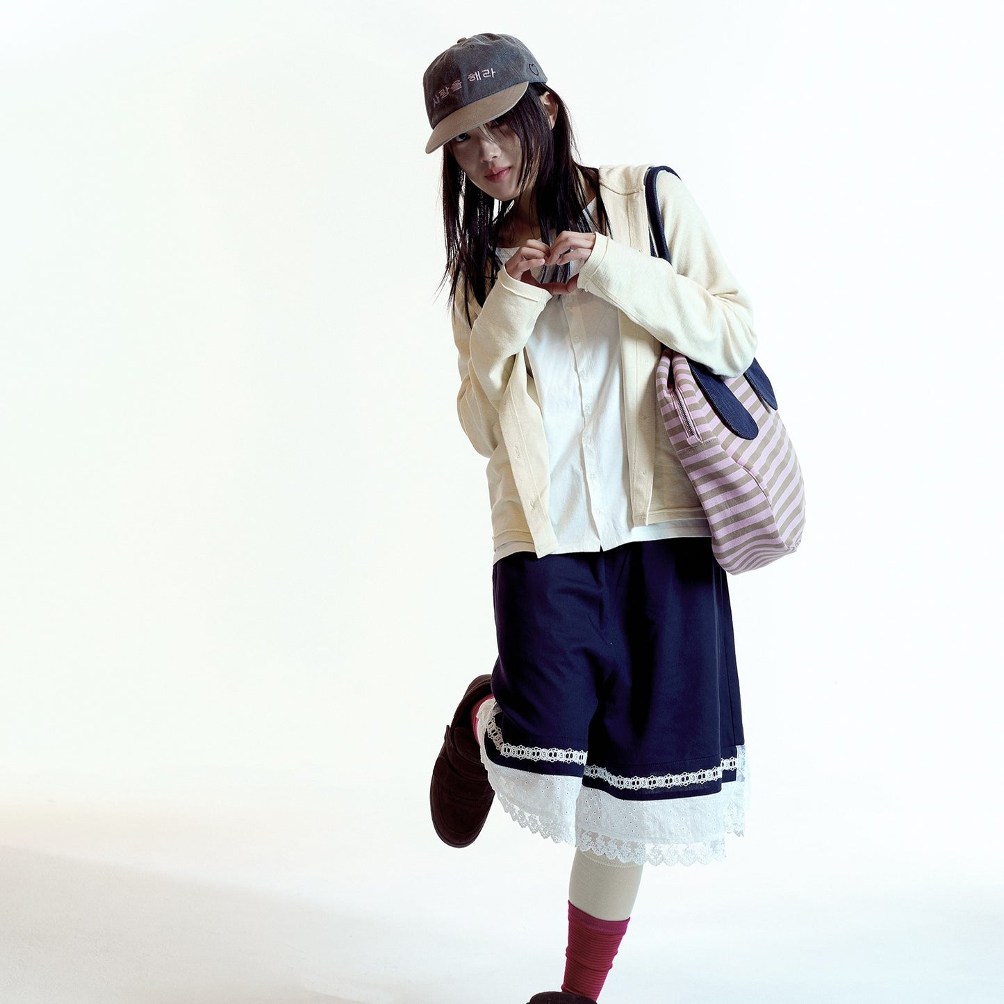 LACE SHORTS /  NAVY / レースショーツ