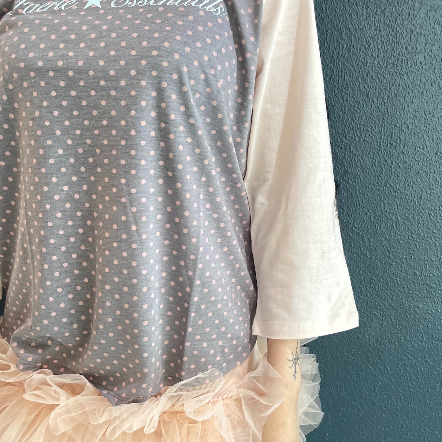 [F.E.E.S] dot raglan sleeve top / pink / ラグランスリーブドットトップ