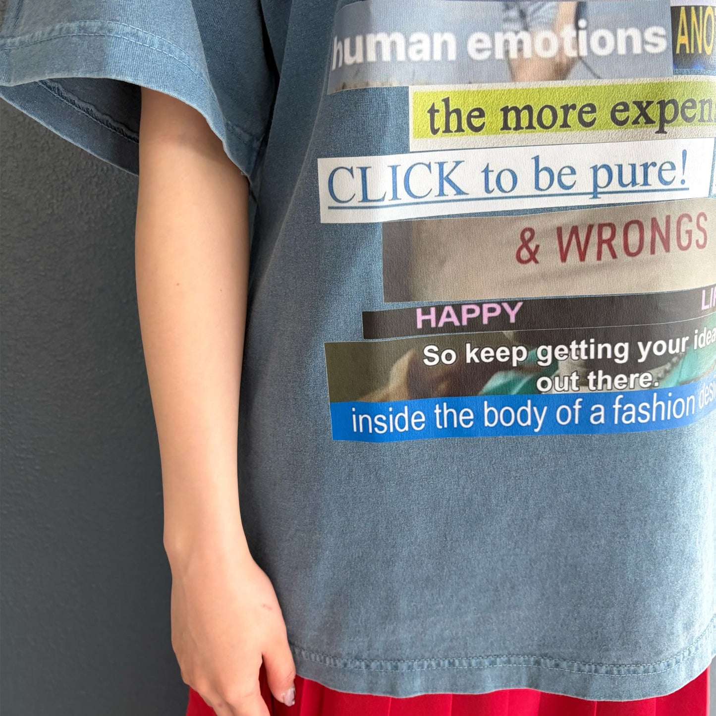 TEE/PASSION / BLUE / グラフィックTシャツ