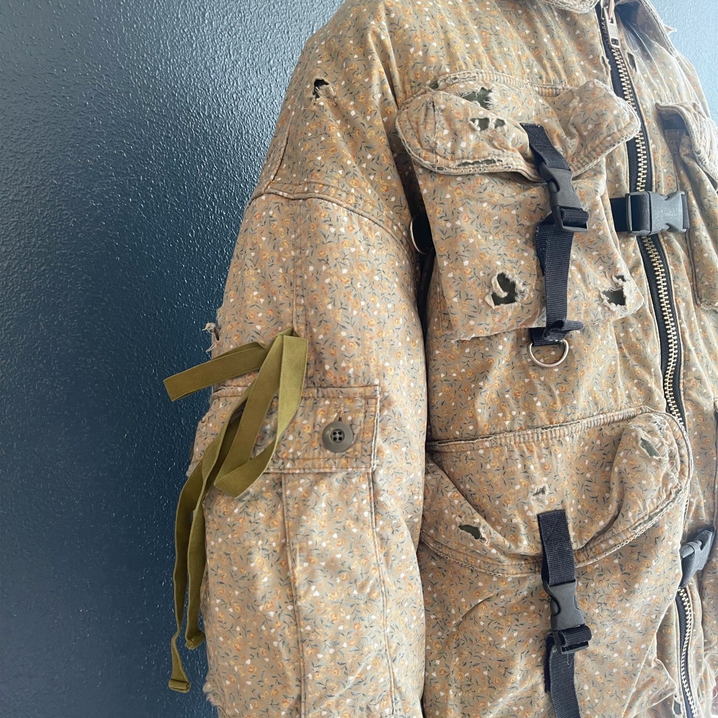 DESTROY BONDING UTILITY JACKET / KHAKI FLORAL / デストロイボンディングジャケット