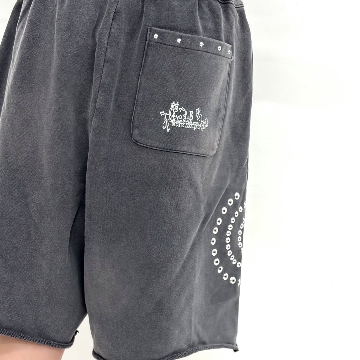 Washed Hotfix Shorts / Charcoal / ウォッシュ加工ハーフパンツ