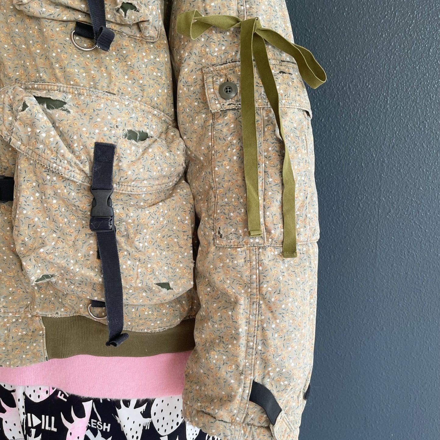 DESTROY BONDING UTILITY JACKET / KHAKI FLORAL / デストロイボンディングジャケット