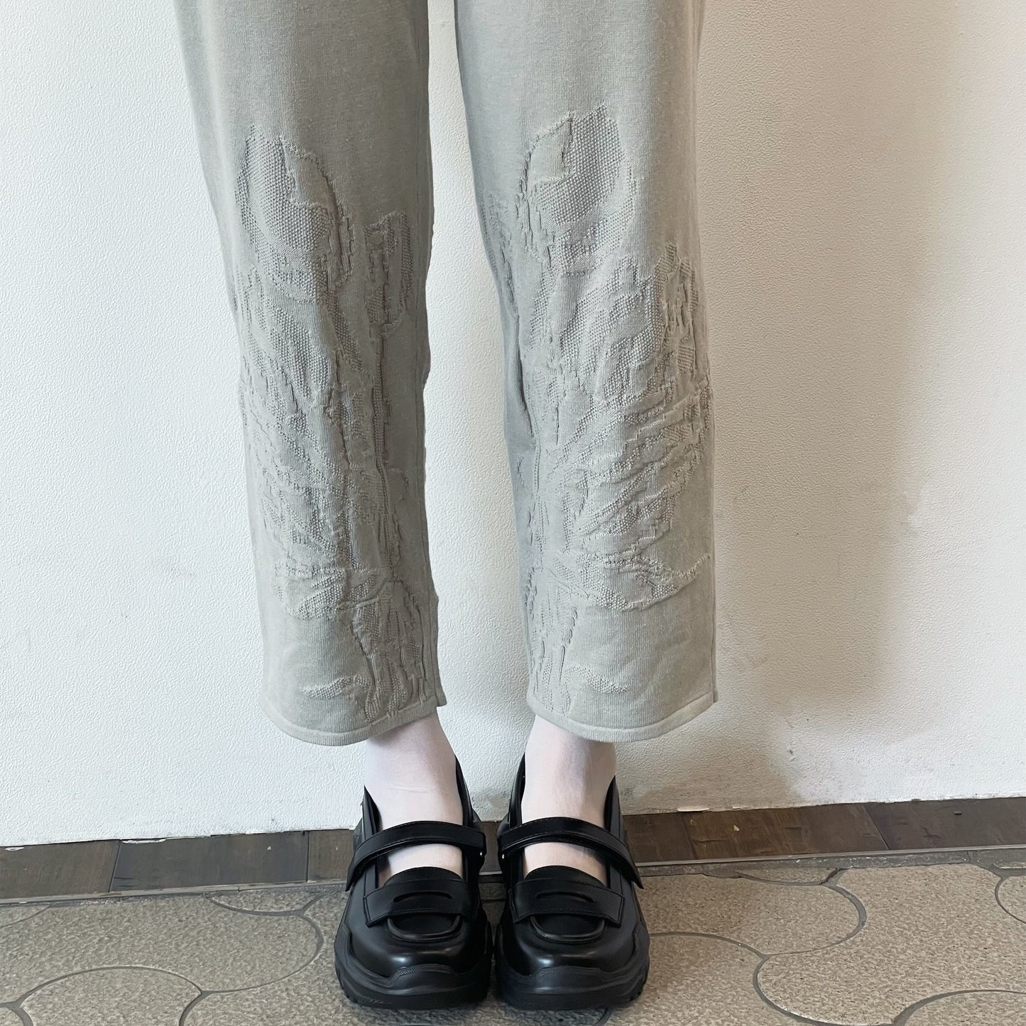 tulip knit pants / gray / チューリップニットパンツ